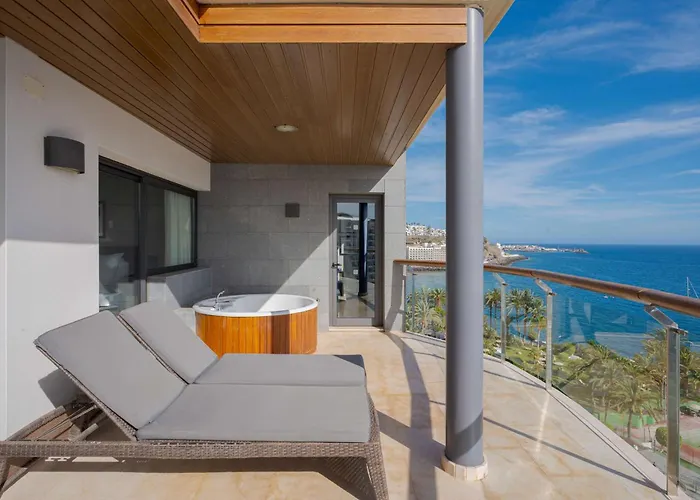 Radisson Blu Gran Canaria Отель Ла-Плайя-де-Арнегин