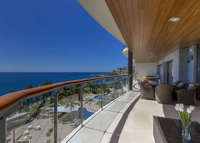 Отель Radisson Blu Gran Canaria Ла-Плайя-де-Арнегин